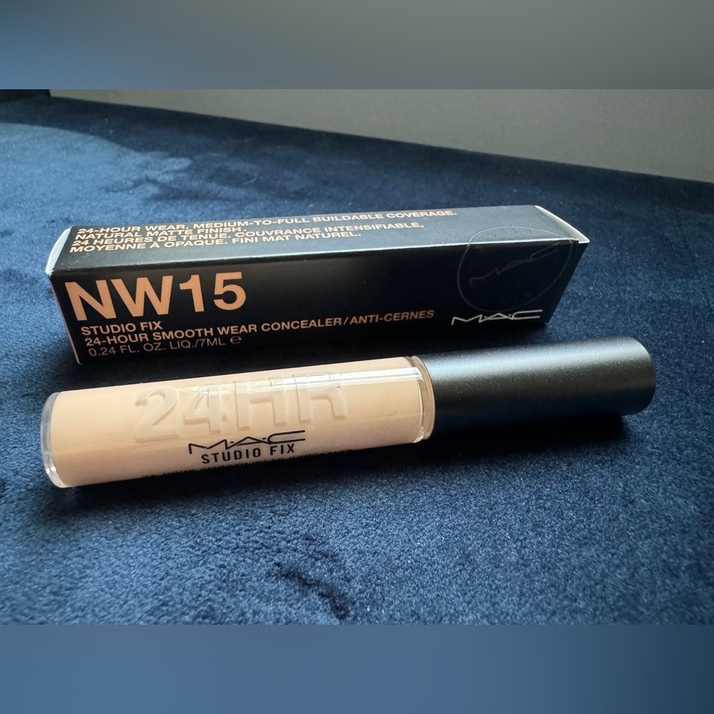 Mac Studio Fiz 24 Hour Smooth Wear Concealer
